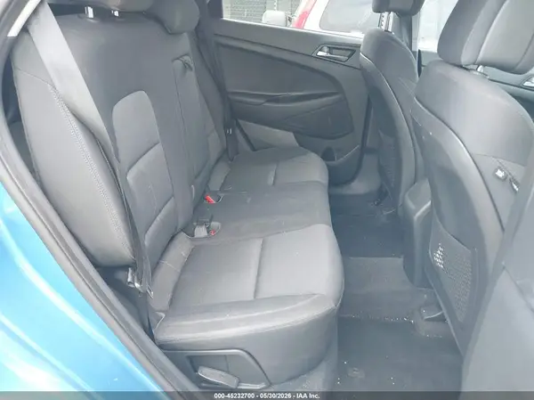 KM8J33A42HU424777 2017 HYUNDAI TUCSON - Image 8