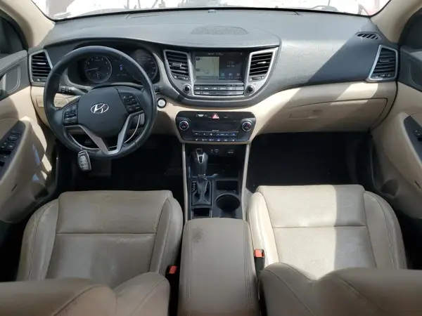 KM8J33A42HU449730 2017 HYUNDAI TUCSON - Image 8