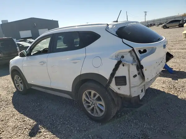 KM8J33A42HU462767 2017 HYUNDAI TUCSON - Image 2