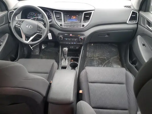 KM8J33A42HU468598 2017 HYUNDAI TUCSON - Image 8