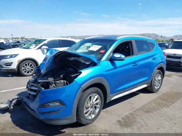 KM8J33A42HU472635 2017 HYUNDAI TUCSON - Image 2