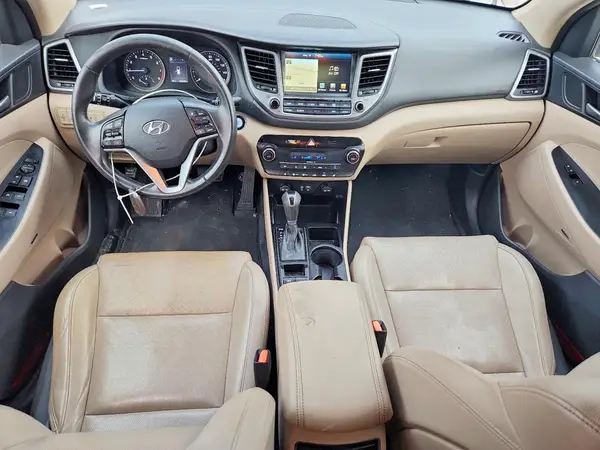 KM8J33A42HU481545 2017 HYUNDAI TUCSON - Image 8