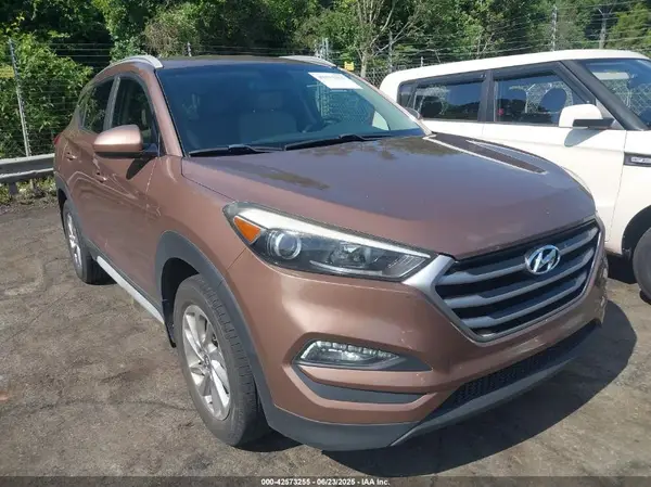 KM8J33A42HU485062 2017 HYUNDAI TUCSON - Image 1