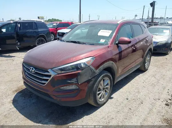 KM8J33A42HU488186 2017 HYUNDAI TUCSON - Image 2