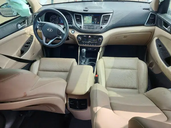 KM8J33A42HU503107 2017 HYUNDAI TUCSON - Image 8