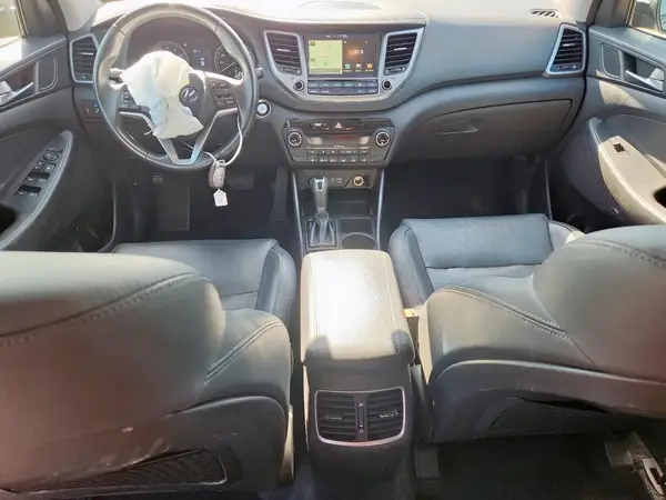 KM8J33A42HU514172 2017 HYUNDAI TUCSON - Image 8