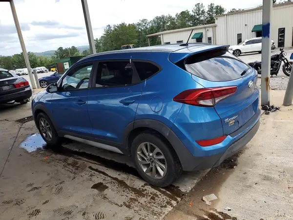 KM8J33A42HU528119 2017 HYUNDAI TUCSON - Image 2