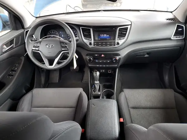 KM8J33A42HU528119 2017 HYUNDAI TUCSON - Image 8