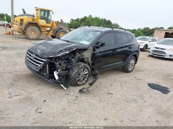 KM8J33A42HU528816 2017 HYUNDAI TUCSON - Image 2