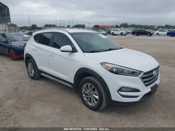 KM8J33A42HU580835 2017 HYUNDAI TUCSON - Image 1