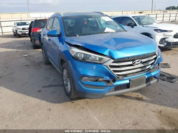 KM8J33A42JU600202 2018 HYUNDAI TUCSON - Image 1