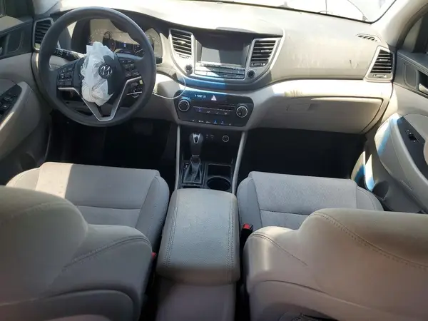KM8J33A42JU610714 2018 HYUNDAI TUCSON - Image 8