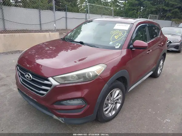 KM8J33A42JU618814 2018 HYUNDAI TUCSON - Image 2
