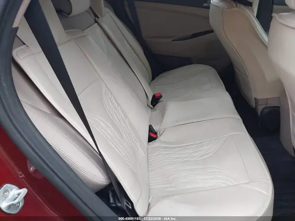 KM8J33A42JU618814 2018 HYUNDAI TUCSON - Image 8