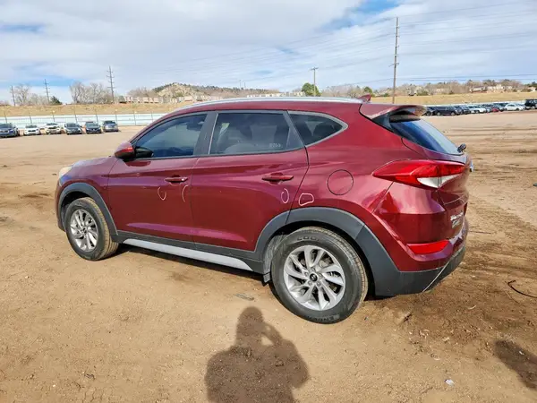 KM8J33A42JU621518 2018 HYUNDAI TUCSON - Image 2