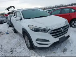 KM8J33A42JU623057 2018 HYUNDAI TUCSON