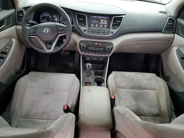 KM8J33A42JU639789 2018 HYUNDAI TUCSON - Image 8