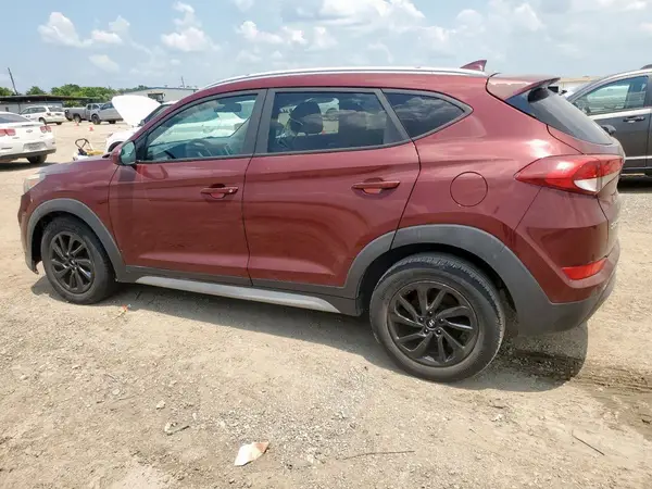 KM8J33A42JU641459 2018 HYUNDAI TUCSON - Image 2