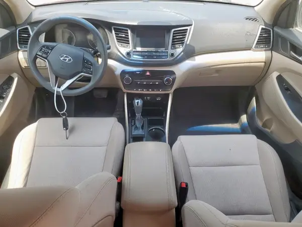 KM8J33A42JU641459 2018 HYUNDAI TUCSON - Image 8
