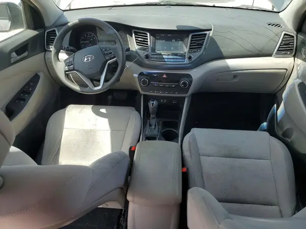 KM8J33A42JU681816 2018 HYUNDAI TUCSON - Image 8