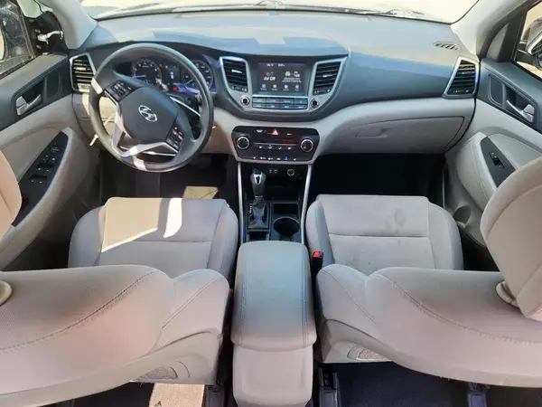 KM8J33A42JU690418 2018 HYUNDAI TUCSON - Image 8