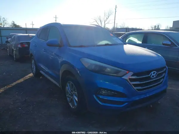 KM8J33A42JU692508 2018 HYUNDAI TUCSON - Image 1