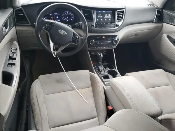 KM8J33A42JU707279 2018 HYUNDAI TUCSON - Image 8