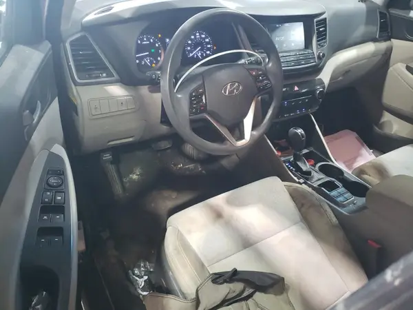 KM8J33A42JU709534 2018 HYUNDAI TUCSON - Image 8