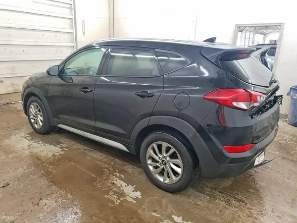 KM8J33A42JU710554 2018 HYUNDAI TUCSON - Image 2
