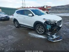 KM8J33A42JU717147 2018 HYUNDAI TUCSON