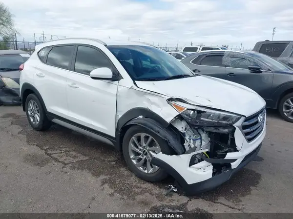 KM8J33A42JU727113 2018 HYUNDAI TUCSON - Image 1