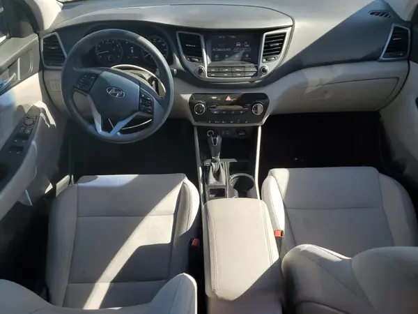 KM8J33A42JU728486 2018 HYUNDAI TUCSON - Image 8