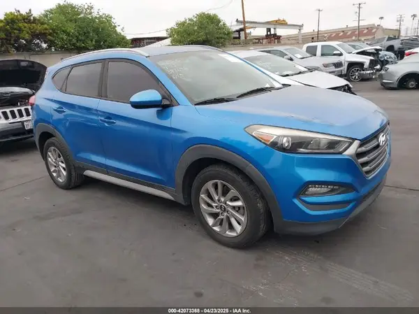 KM8J33A42JU735793 2018 HYUNDAI TUCSON - Image 1
