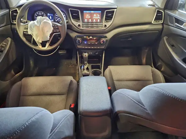 KM8J33A42JU756871 2018 HYUNDAI TUCSON - Image 8