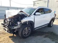 KM8J33A42JU763917 2018 HYUNDAI TUCSON