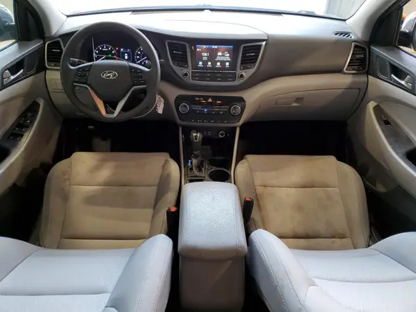 KM8J33A42JU802067 2018 HYUNDAI TUCSON - Image 8