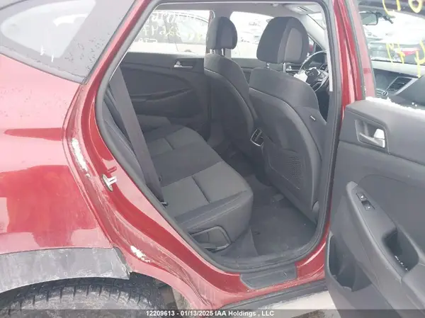 KM8J33A42JU826479 2018 HYUNDAI TUCSON - Image 8