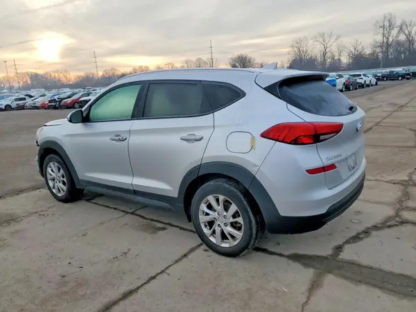 KM8J33A42KU909590 2019 HYUNDAI TUCSON - Image 2
