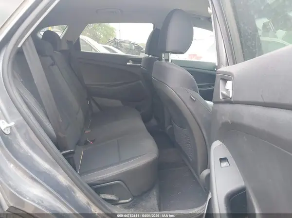 KM8J33A42KU972947 2019 HYUNDAI TUCSON - Image 8