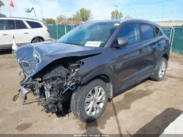 KM8J33A42LU111236 2020 HYUNDAI TUCSON - Image 2