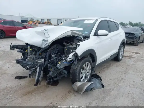 KM8J33A42LU128764 2020 HYUNDAI TUCSON - Image 2