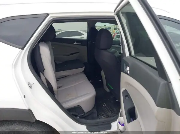 KM8J33A42LU128764 2020 HYUNDAI TUCSON - Image 8