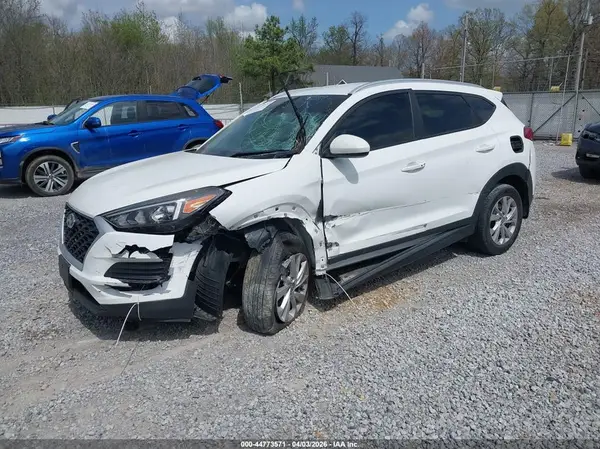 KM8J33A42LU157827 2020 HYUNDAI TUCSON - Image 2