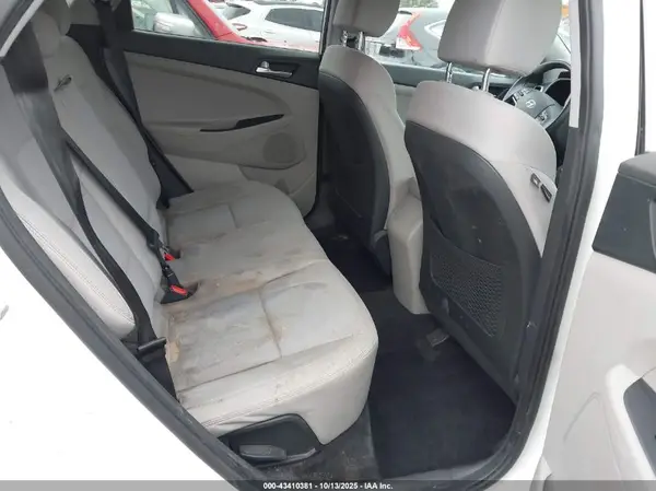 KM8J33A42LU171288 2020 HYUNDAI TUCSON - Image 8