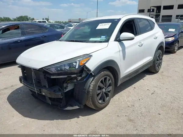 KM8J33A42LU185756 2020 HYUNDAI TUCSON - Image 2