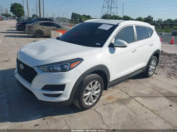 KM8J33A42LU204113 2020 HYUNDAI TUCSON - Image 2