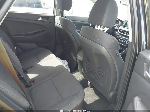 KM8J33A42MU301507 2021 HYUNDAI TUCSON - Image 8