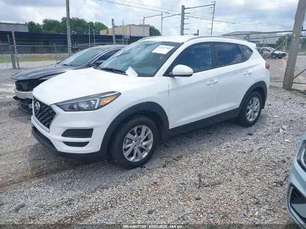 KM8J33A42MU316797 2021 HYUNDAI TUCSON - Image 2