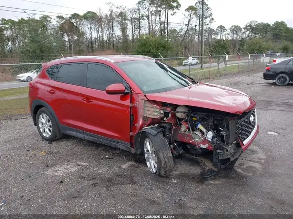 KM8J33A42MU326892 2021 HYUNDAI TUCSON - Image 1