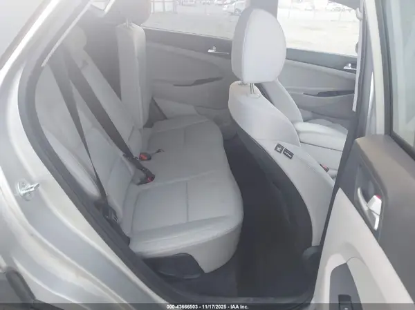 KM8J33A42MU395730 2021 HYUNDAI TUCSON - Image 8
